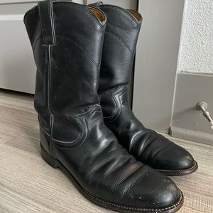 Justin’s Leather Western Boots!